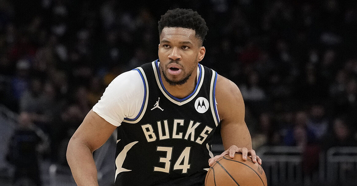 世界杯直播下载-NBA历史第一！字母哥常规赛生涯第160次单场30+10+5|吉安尼斯·安特托孔波|雄鹿|扬尼斯-阿德托昆博|印第安纳步行者队|奥斯卡-罗伯特森_新浪体育_新浪新闻